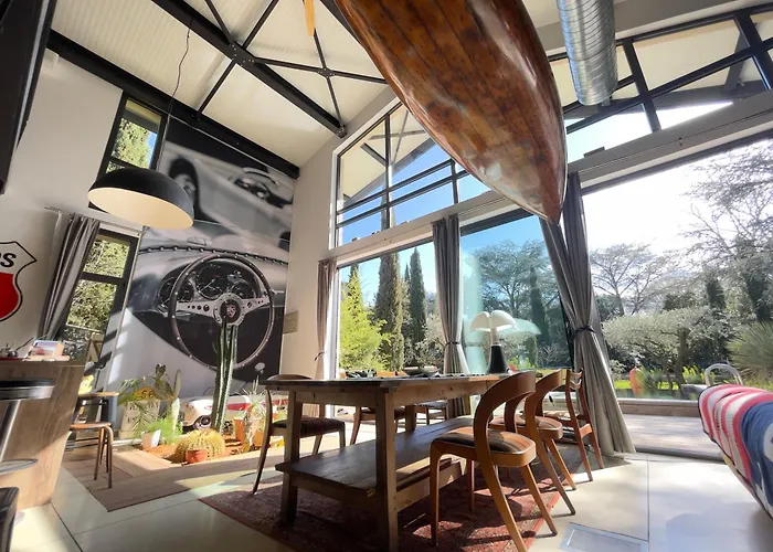 Tourmagne Piscine Villa *