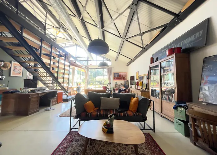 Tourmagne Piscine * نيم